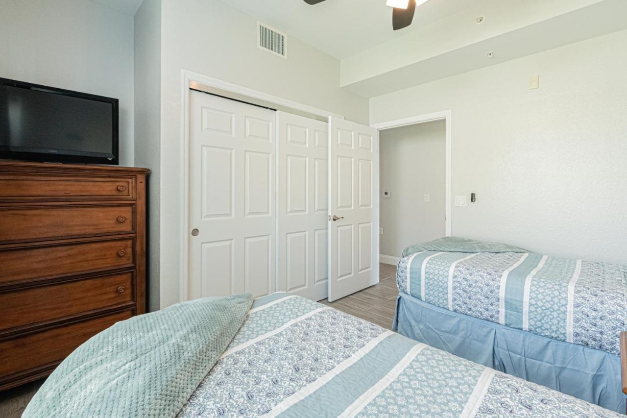 Greenlinks At Lely Luxury White Orchid Fully Renovated Modern 1St Floor 3Bdr Golf Resort Villa Naples Exterior photo