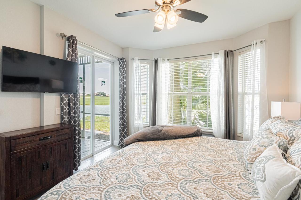 Greenlinks At Lely Luxury White Orchid Fully Renovated Modern 1St Floor 3Bdr Golf Resort Villa Naples Exterior photo