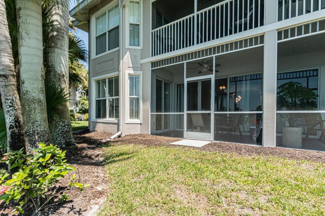 Greenlinks At Lely Luxury White Orchid Fully Renovated Modern 1St Floor 3Bdr Golf Resort Villa Naples Exterior photo